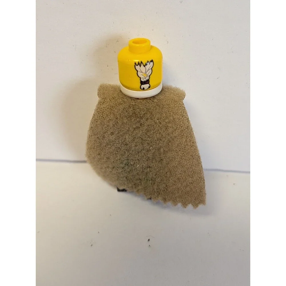 LEGO NINJAGO Minifigure Wu Master with Fuzzy Cape njo0550 70677 **No Hat